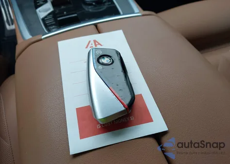 2024 BMW X5 xDrive40I z USA, uszkodzony, nr VIN 5UX23EU08R9S18430